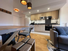 Appartement lumineux avec balcons, WIFI et parking à Samoëns - FR-1-624-172